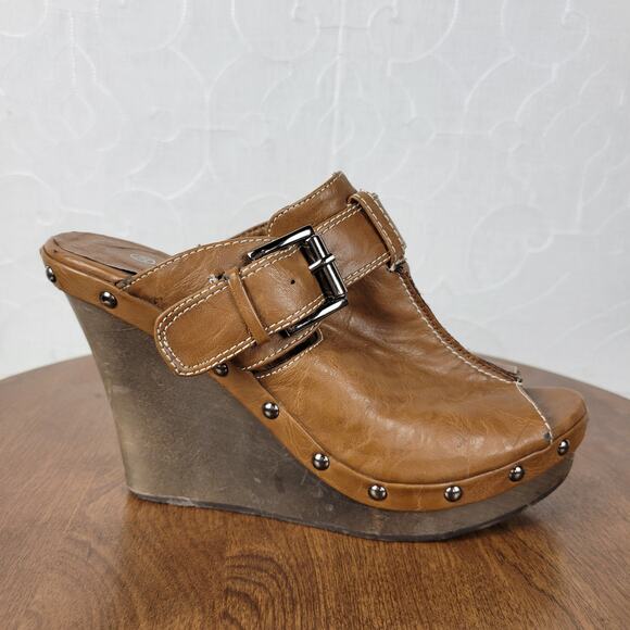 GC Womens Veronica Sandals 38 Brown Leather Peep Toe Buckle Wooden Chunky Wedge - Picture 2 of 13